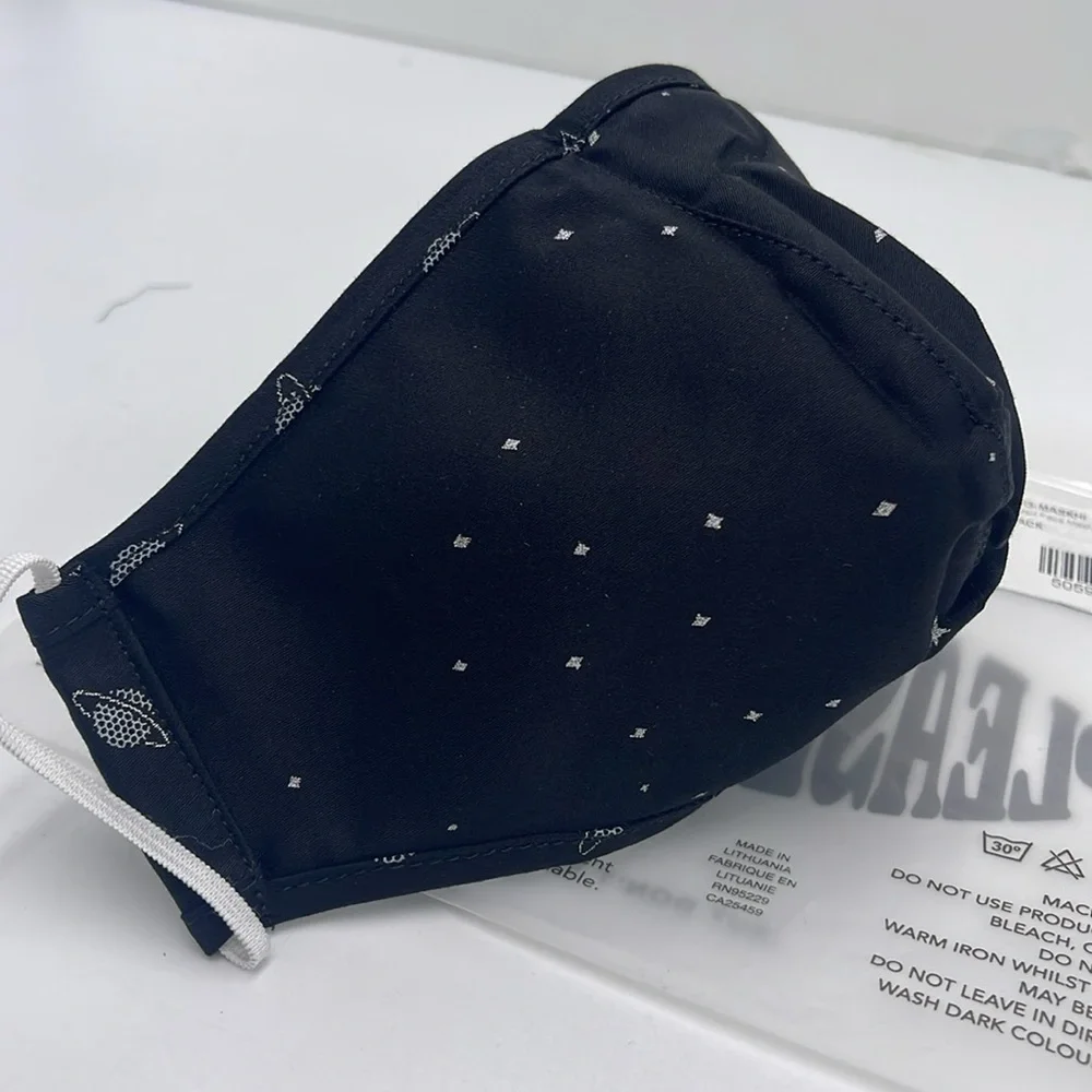 TED BAKER LONDON Reversible Reusable FACE MASK NWT OS